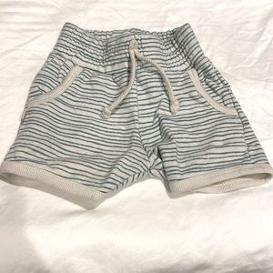 Childhoods clothing kids unisex shorts ‘retro’ cream with teal stripes size 3t
